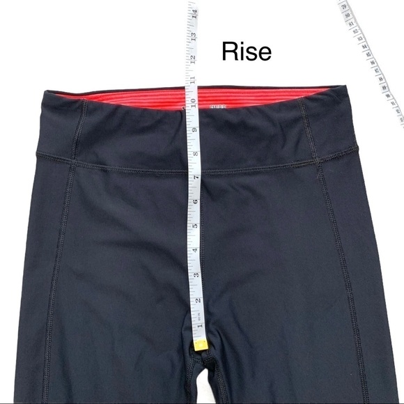 Under Armor Heat Gear Compression Capri Legging S - Picture 11 of 17